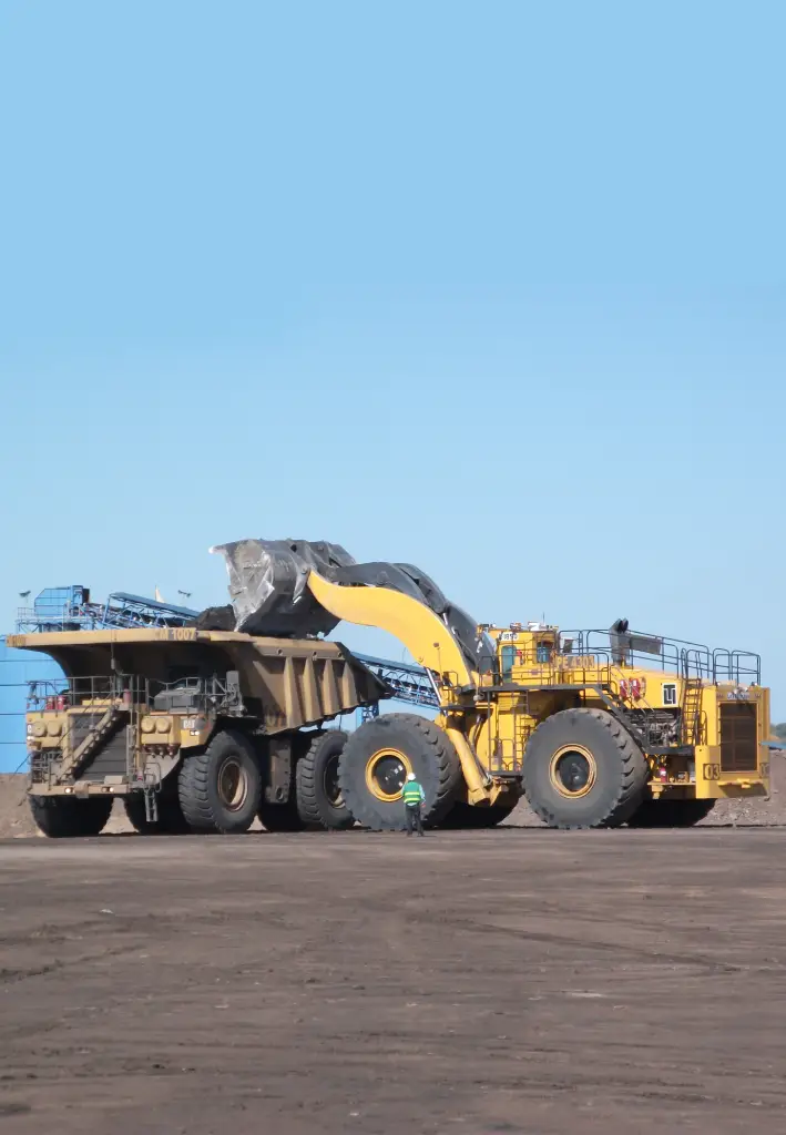 komatsu-930e-4-mining-truck